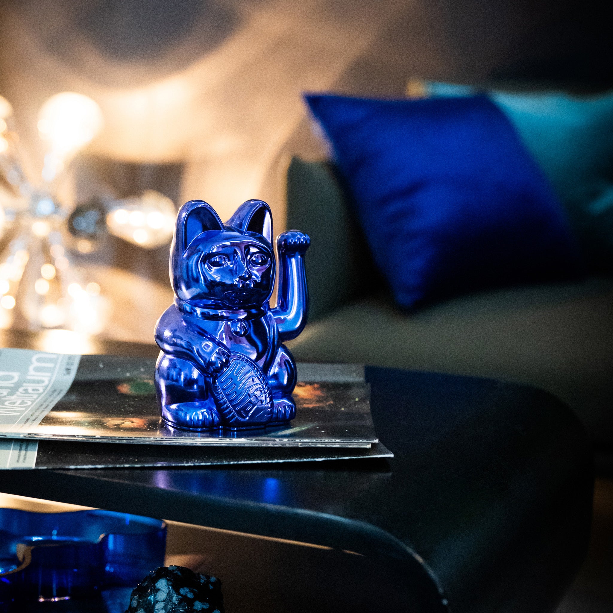 Lucky Cat Cosmic Edition Earth Shiny Blue
