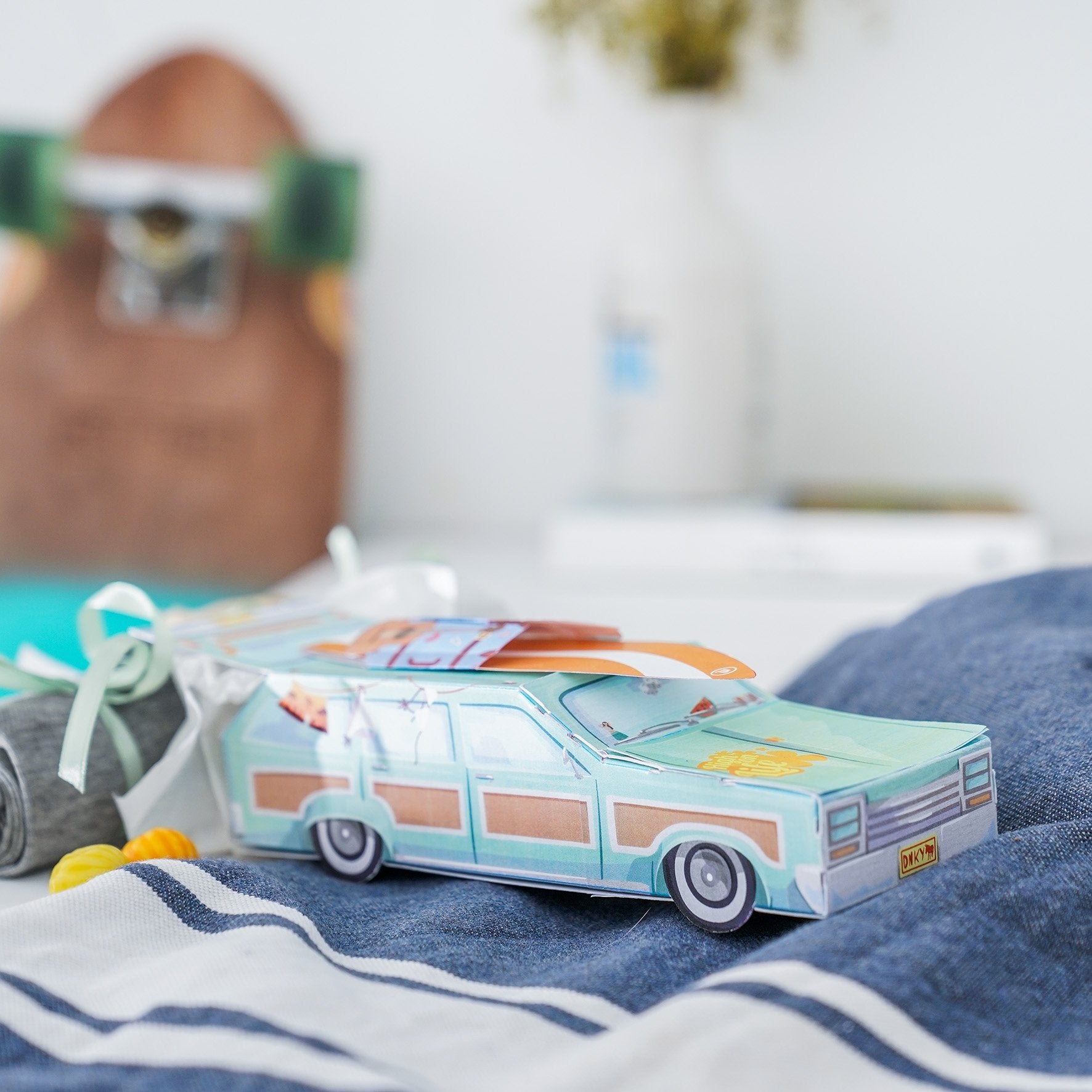 Gift Box Station Wagon